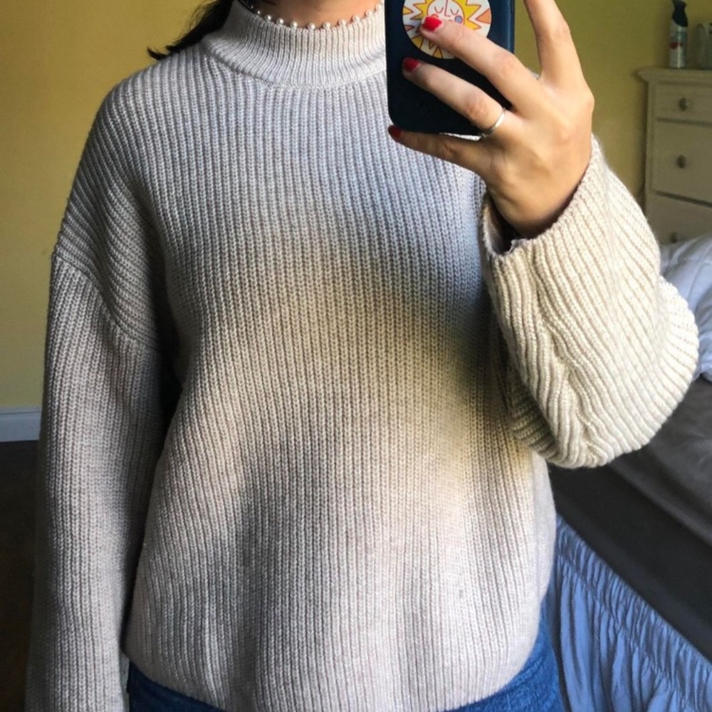 H&M sweater